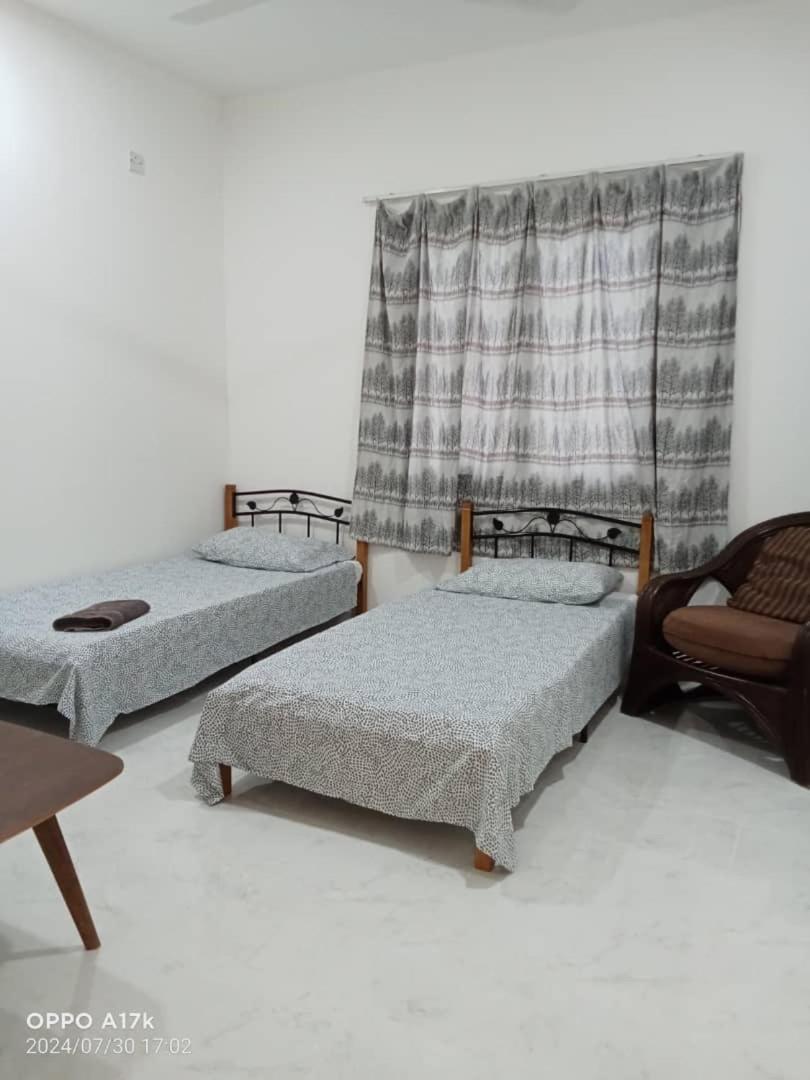Bilik Umar Apartman Gerik Kültér fotó